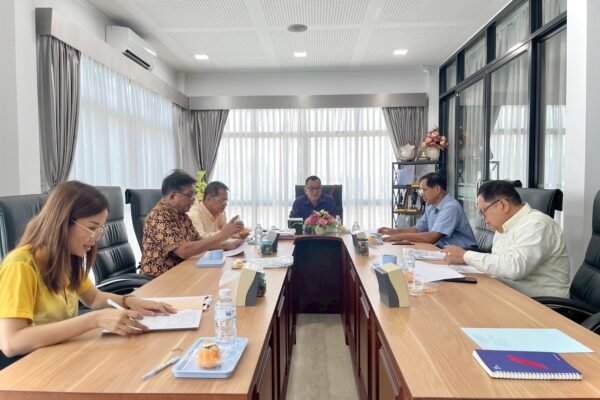 ประชุมคณะอนุกรรมการศึกษาและประชาสัมพันธ์ ประจำเดือน เมษายน 2568